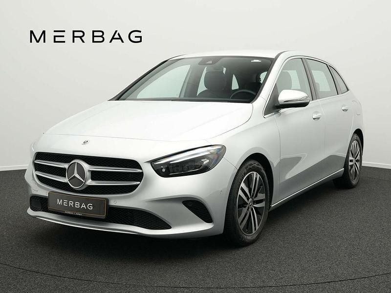 Silber Gebraucht 2021 Mercedes B220 Progressive Van / Kleinbus | 29.990 € (Fairer Preis) - Bild 1/4