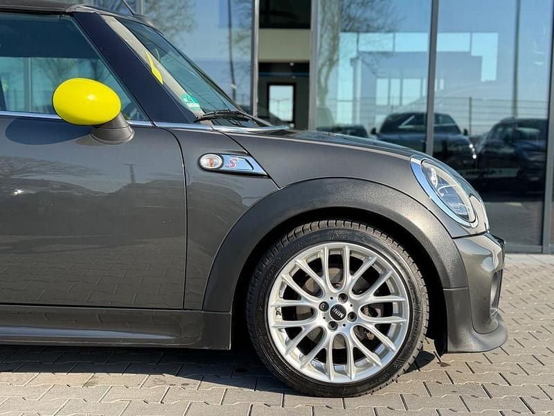 Gebraucht Mini Cooper Cabriolet 143 PS (105 kW) 2011 Grau Cabrio