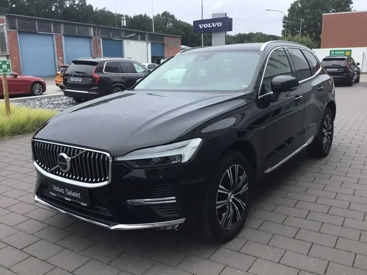 Gebraucht Volvo XC60 173 PS (127 kW) 2021 SUV