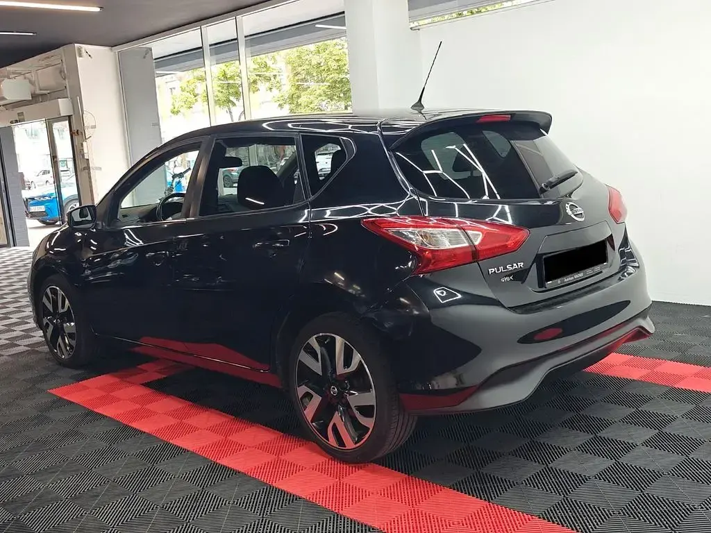 Gebraucht Nissan Pulsar 360º 116 PS (85 kW) 2016 Schwarz Kleinwagen