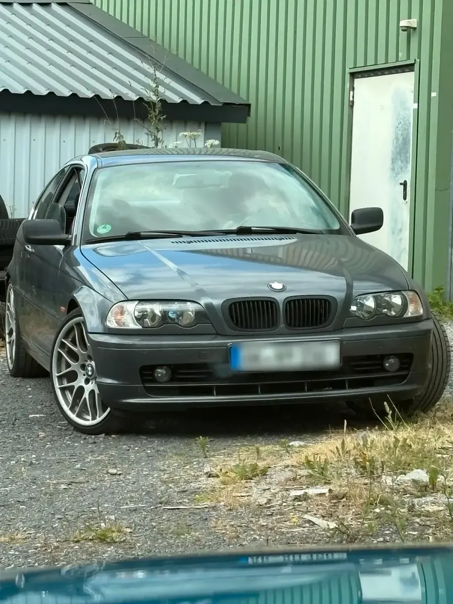 Gebraucht BMW 323 Basis 178 PS (130 kW) 1999 Silber Coupé