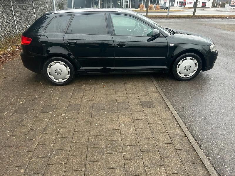 Gebraucht Audi A3 105 PS (77 kW) 2006 Schwarz Kombi