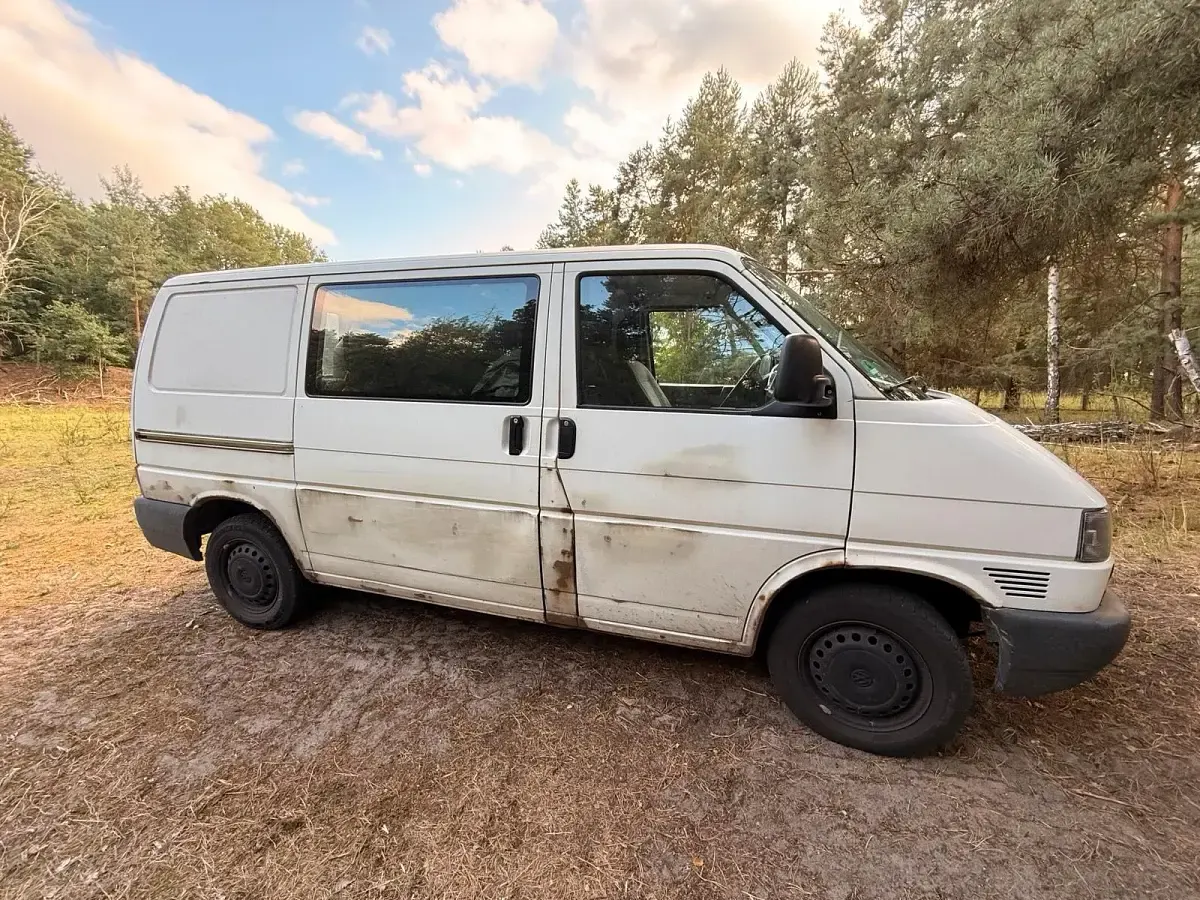 Gebraucht VW T4 102 PS (75 kW) 2001 Weiß Van