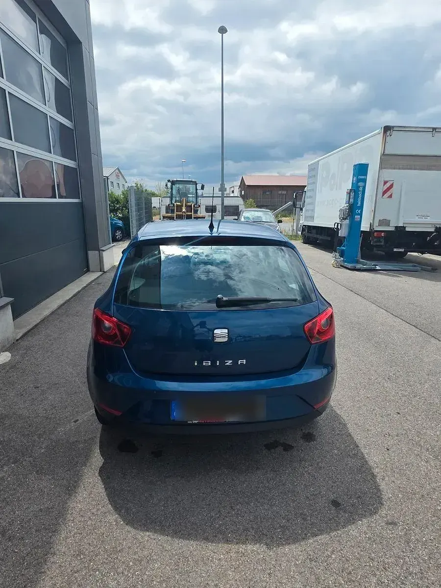 Gebraucht Seat Ibiza I-Tech 69 PS (50 kW) 2013 Blau Kleinwagen