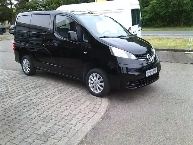Gebraucht Nissan Evalia Tekna 110 PS (80 kW) 2016 Schwarz schwarz Van / Kleinbus