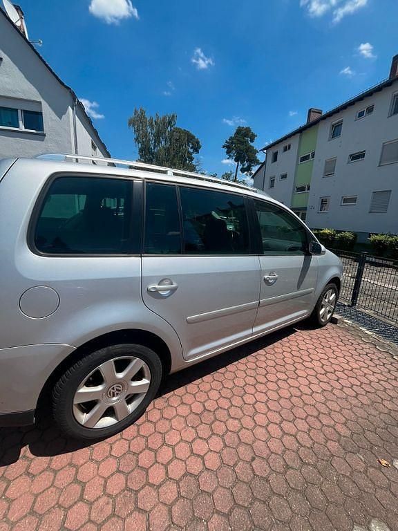 Gebraucht VW Touran Highline 140 PS (102 kW) 2004 Silber Van / Kleinbus
