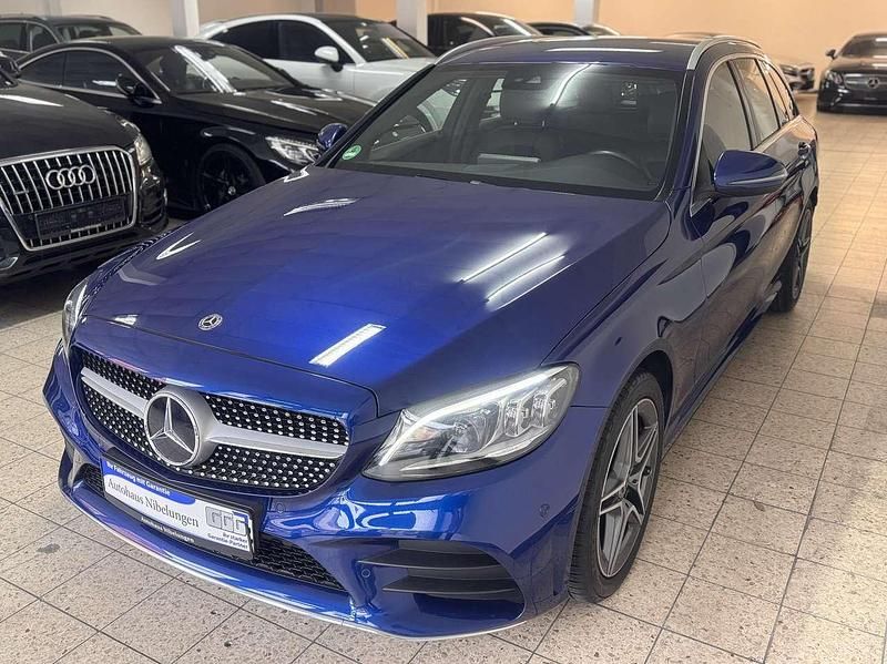 Gebraucht Mercedes C300 AMG line 258 PS (189 kW) 2019 Brillantblau Kombi