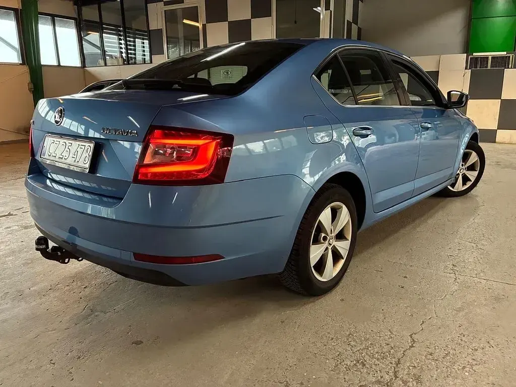 Gebraucht Skoda Octavia Style 150 PS (110 kW) 2017 Blau Limousine