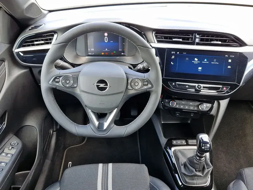 Gebraucht Opel Corsa 101 PS (74 kW) 2024 Kristall silber metallic (metallic) Kleinwagen
