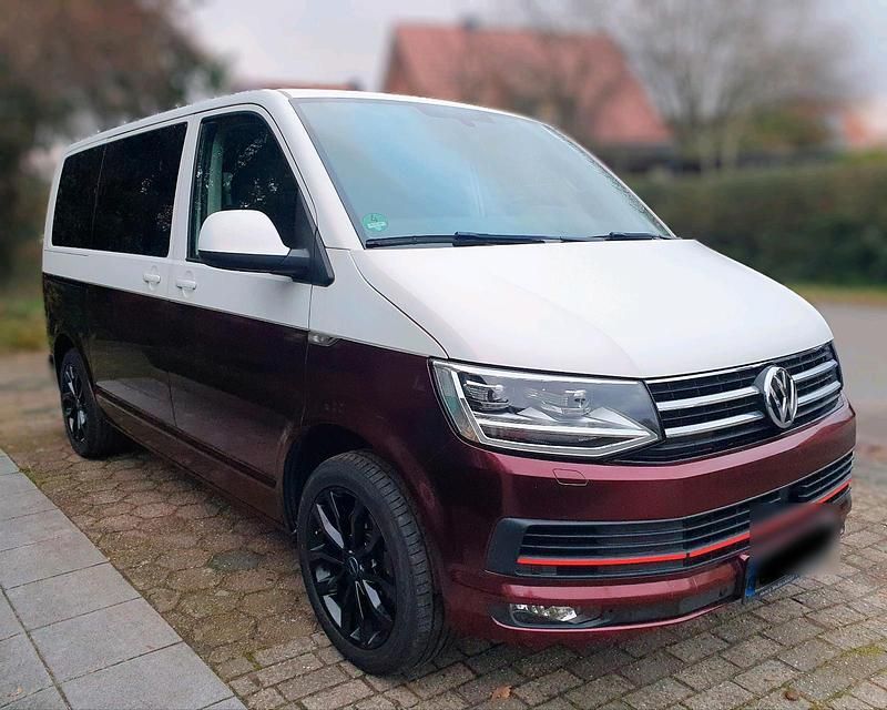 Silber Gebraucht 2015 VW Multivan Comfortline Van | 29.490 € (Fairer Preis) - Bild 1/4
