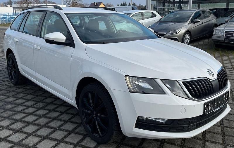 Gebraucht Skoda Octavia 116 PS (85 kW) 2019 Weiß Kombi