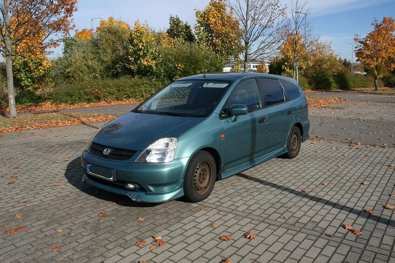 Grün Gebraucht 2002 Honda Stream LS Van / Kleinbus | 2.000 € - Bild 1/4