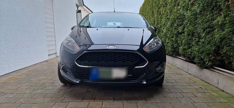 Gebraucht Ford Fiesta Cool & Connect 101 PS (74 kW) 2017 Schwarz Kleinwagen