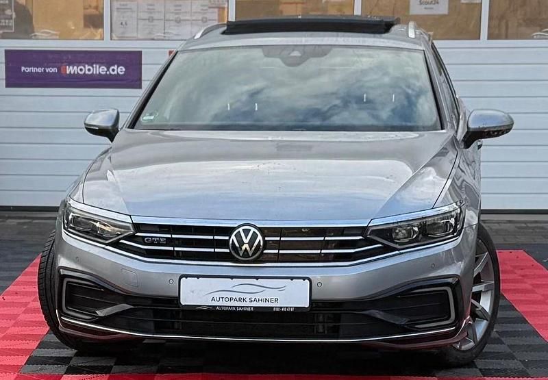 Gebraucht VW Passat GTE 156 PS (114 kW) 2020 Silber Kombi