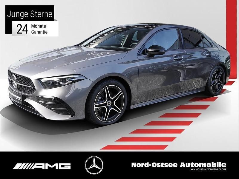 Metalliclack mountaingrau Gebraucht 2025 Mercedes A200 Advanced Plus Limousine | 34.990 € (Teuer) - Bild 1/4