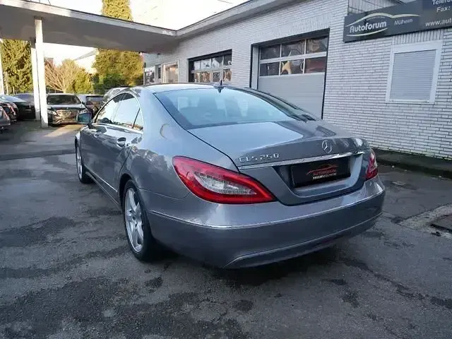 Gebraucht Mercedes CLS250 204 PS (150 kW) 2013 Palladiumsilber  metalliclack Coupé