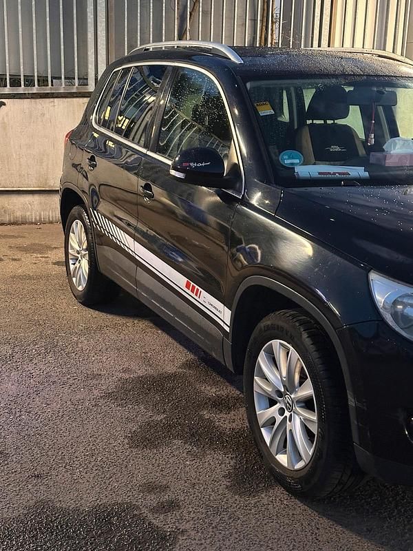 Gebraucht VW Tiguan 140 PS (102 kW) 2007 Schwarz SUV