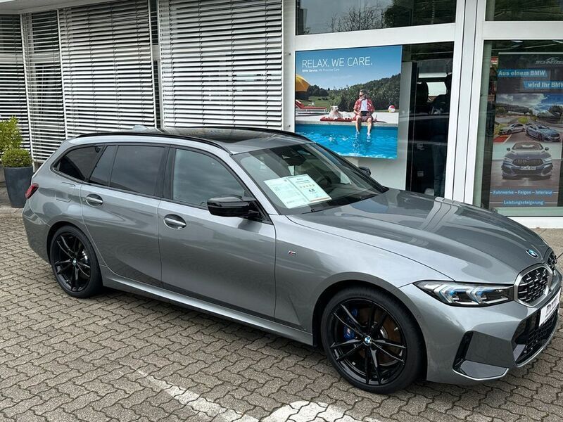 Grau Gebraucht 2024 BMW M340 M Sport Limousine | 56.980 € (Guter Preis) - Bild 1/4