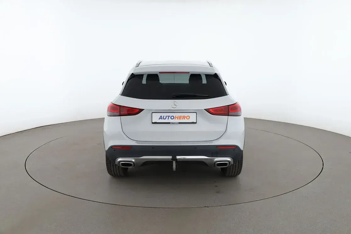 Gebraucht Mercedes GLA200 Progressive 163 PS (119 kW) 2020 Weiß SUV
