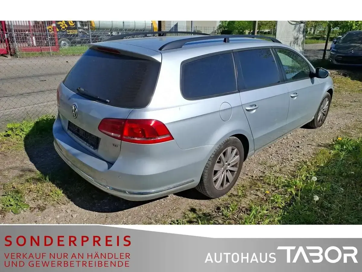 Gebraucht VW Passat Comfortline 160 PS (117 kW) 2012 Grau Kombi