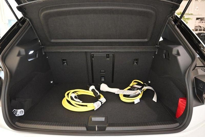 Gebraucht VW ID.3 Pure 125 kW (170 PS) 2025 Weiß Kleinwagen