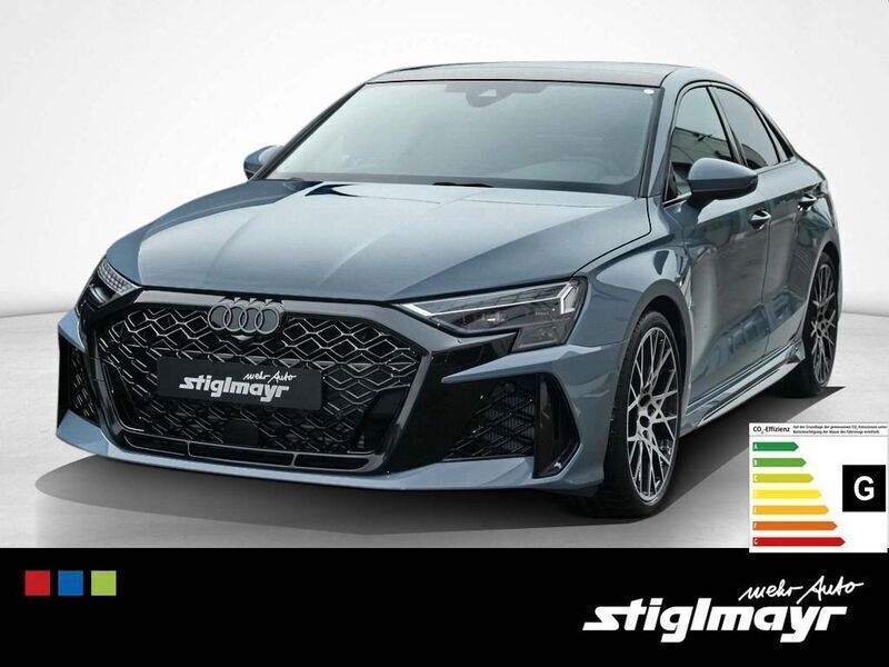 Grau Neu 2024 Audi RS3 Sport Kleinwagen | 76.880 € - Bild 1/4