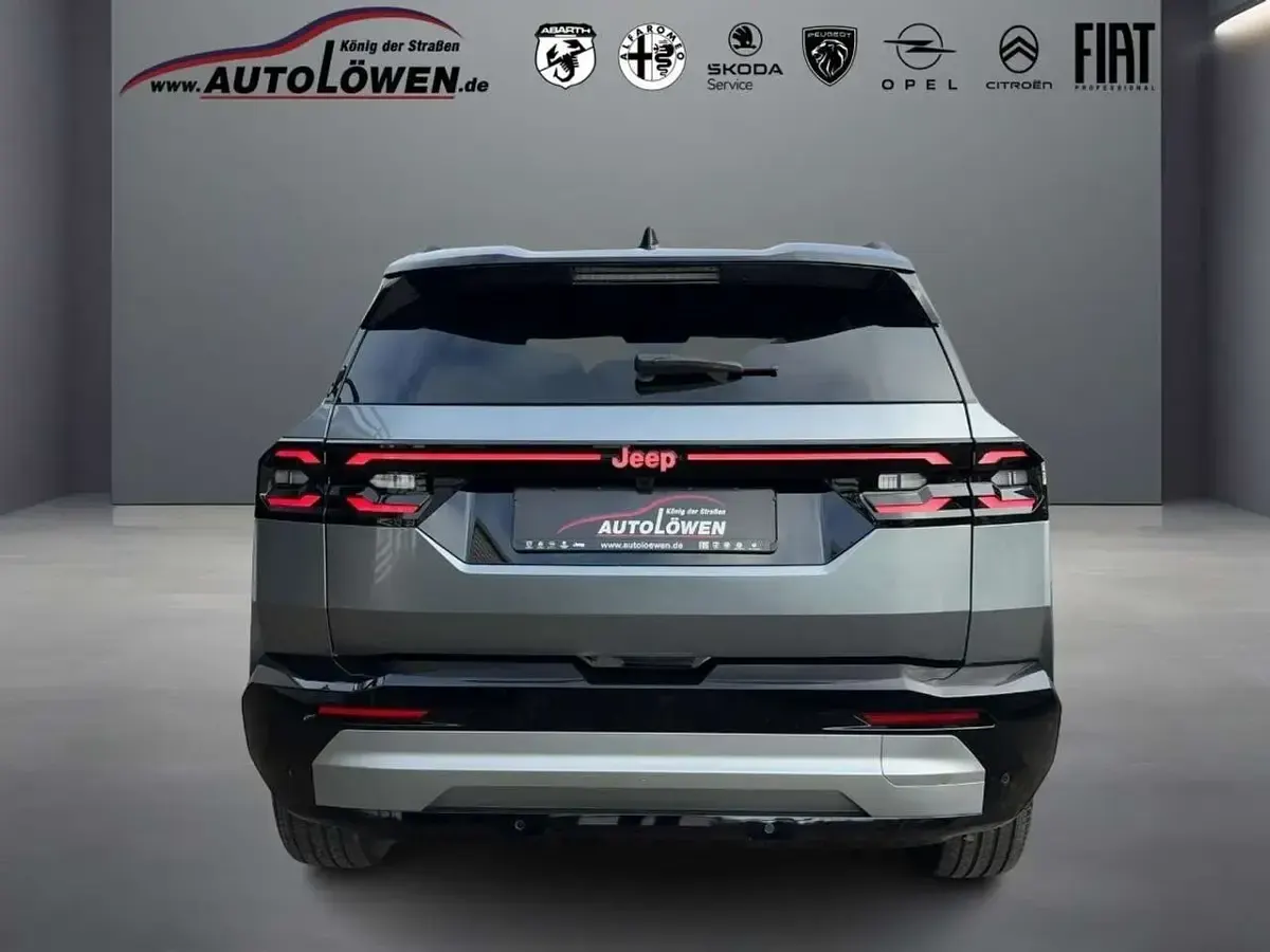 Gebraucht Jeep Compass 145 PS (106 kW) 2026 Grigio arese, metalliclackier SUV