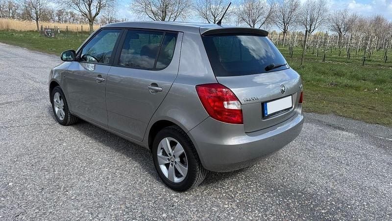 Gebraucht Skoda Fabia 86 PS (63 kW) 2014 Beige Limousine