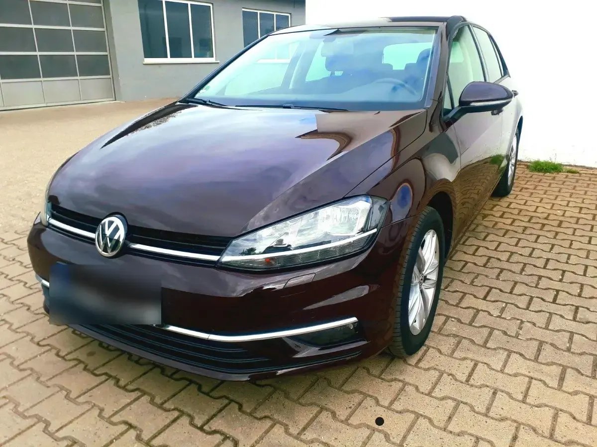 Gebraucht VW Golf VII Trendline 116 PS (85 kW) 2017 Limousine