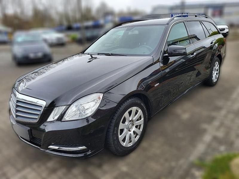 Gebraucht Mercedes E50 AMG 170 PS (125 kW) 2011 Schwarz metallic Limousine