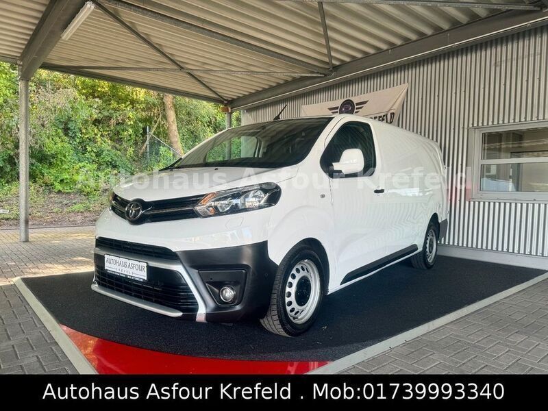 Gebraucht Toyota Proace Comfort 177 PS (130 kW) 2018 Weiß Van / Kleinbus