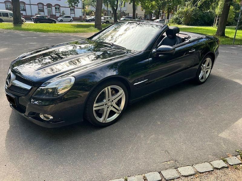 Brilliantschwarz Gebraucht 2010 Mercedes SLR McLaren Cabrio | 26.950 € - Bild 1/4