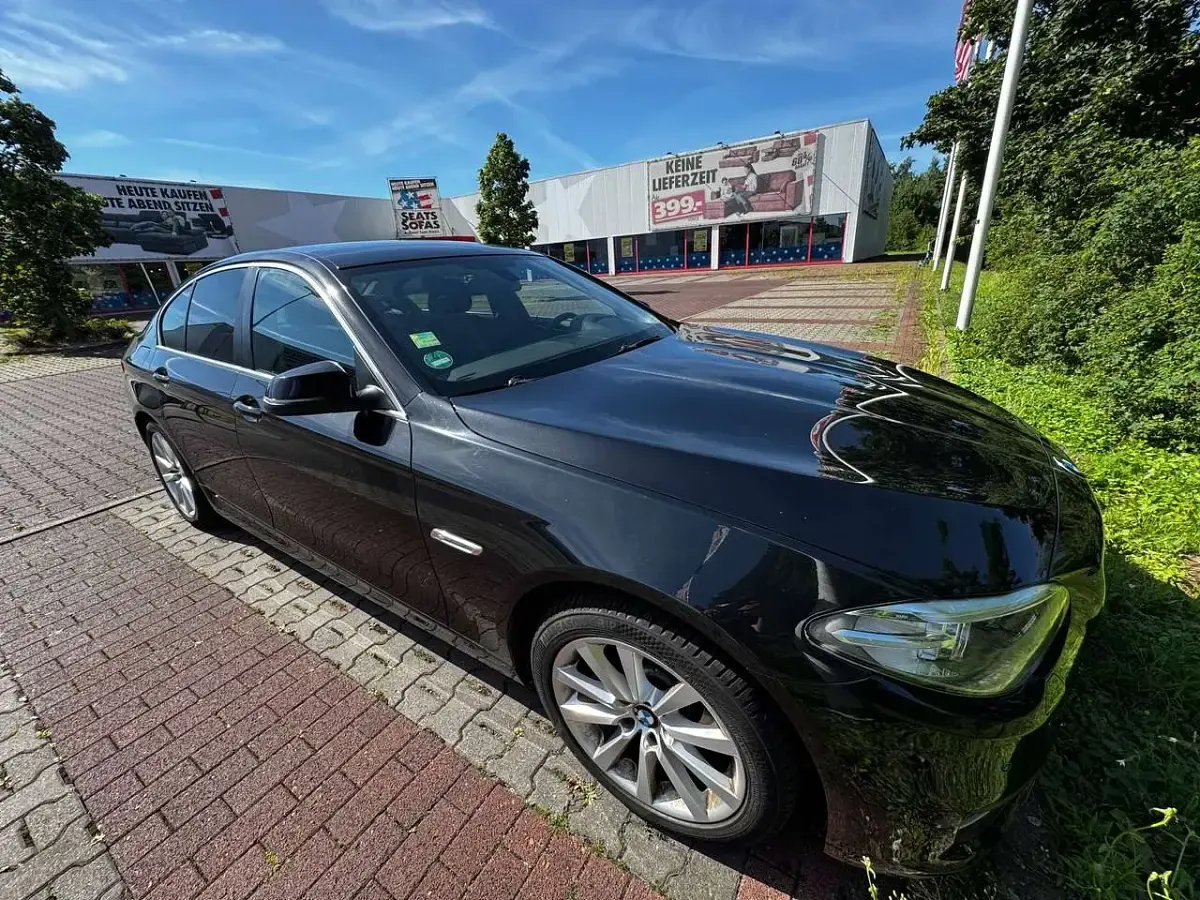 Gebraucht BMW 520 Luxury Line 184 PS (135 kW) 2013 Schwarz Limousine