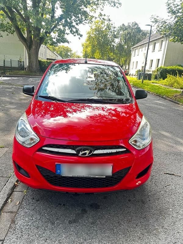Rot Gebraucht 2013 Hyundai i10 Kleinwagen | 1.200 € (Superpreis) - Bild 1/4