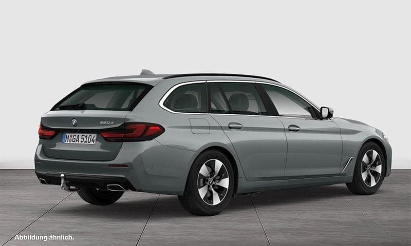 Second-hand BMW 520 Efficient Dynamics 190 CP (139 kW) 2023 Gri Break