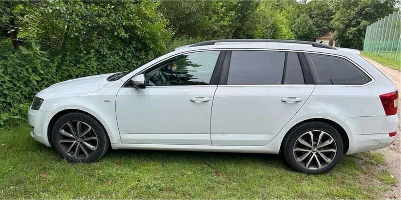 Weiß Gebraucht 2015 Skoda Octavia Kombi | 12.500 € (Fairer Preis) - Bild 1/4