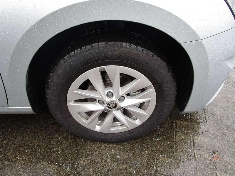 Gebraucht Skoda Fabia Selection 95 PS (69 kW) 2024 Silber Kleinwagen