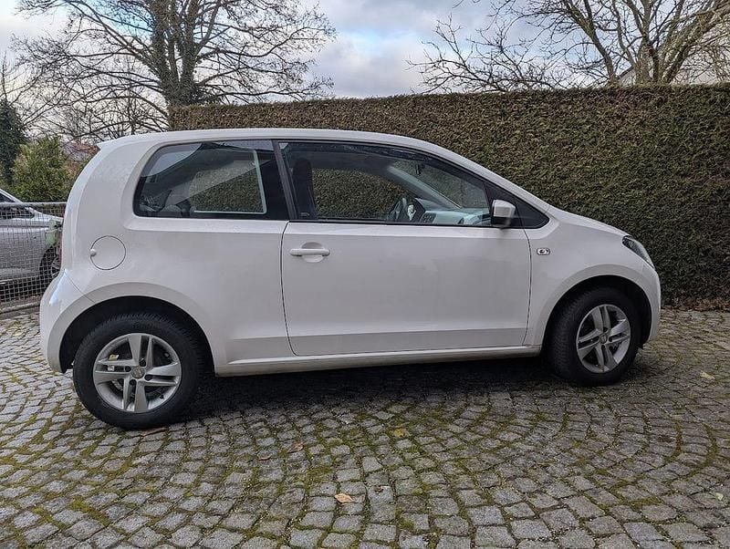 Gebraucht Seat Mii 60 PS (44 kW) 2013 Weiß Kleinwagen