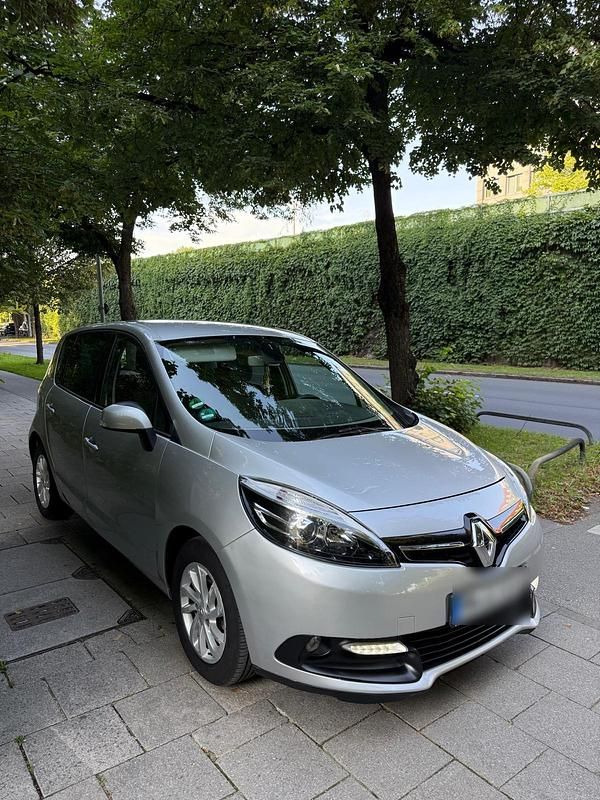Silber Gebraucht 2014 Renault Scénic III Van / Kleinbus | 6.570 € (Guter Preis) - Bild 1/4