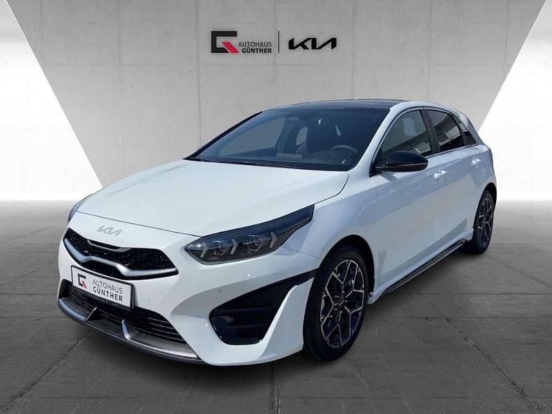 (hw2) deluxe white m Neu 2025 Kia Ceed GT GT-Line Limousine | 30.390 € (Fairer Preis) - Bild 1/4