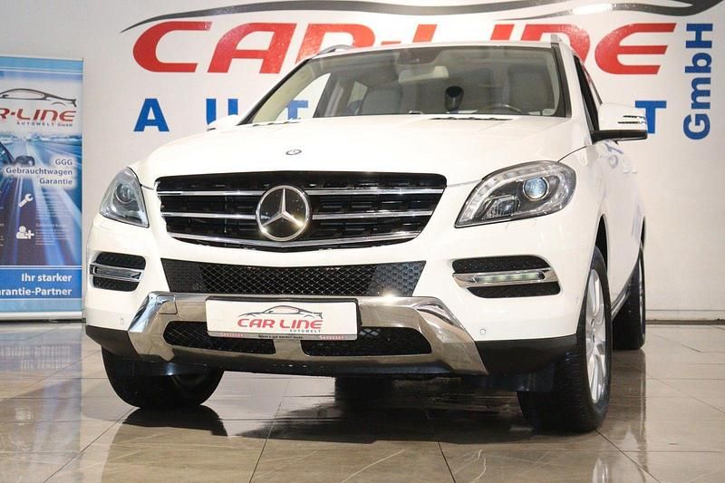 Weiß Gebraucht 2014 Mercedes ML250 SUV | 18.999 € (Guter Preis) - Bild 1/4