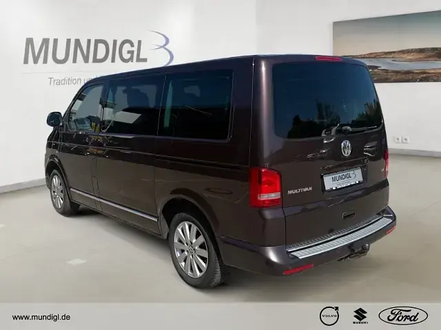 Używany VW T5 Highline 179 KM (131 kW) 2012 Brązowy Van