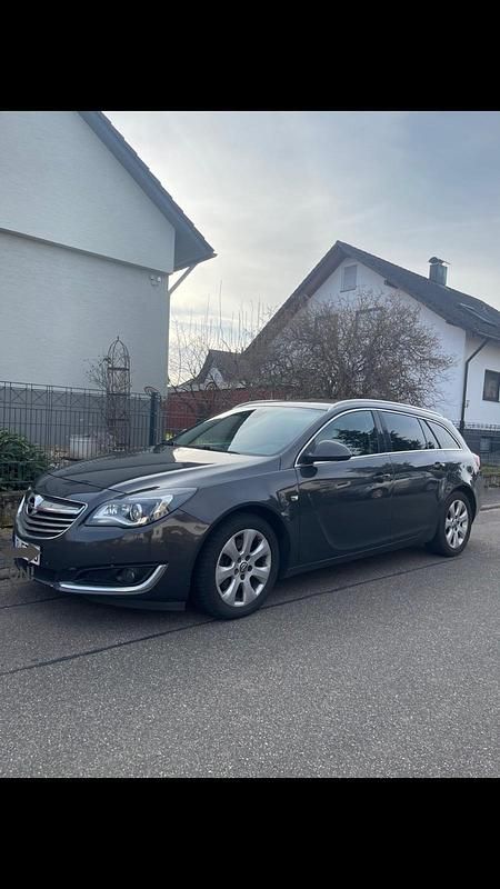 Gebraucht Opel Insignia 163 PS (119 kW) 2014 Grau Kombi
