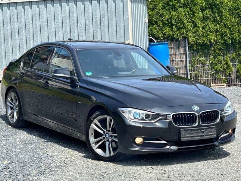 Schwarz Gebraucht 2012 BMW 320 Sport Line Limousine | 6.999 € (Guter Preis) - Bild 1/4