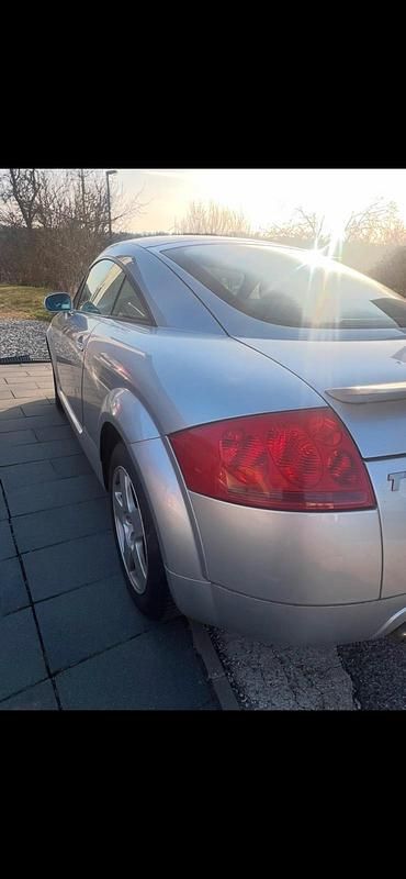 Gebraucht Audi TT 180 PS (132 kW) 2002 Silber Coupé