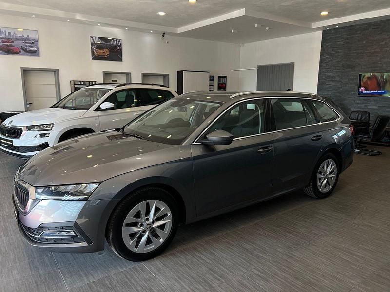 Gebraucht Skoda Octavia 150 PS (110 kW) 2022 Grau Kombi