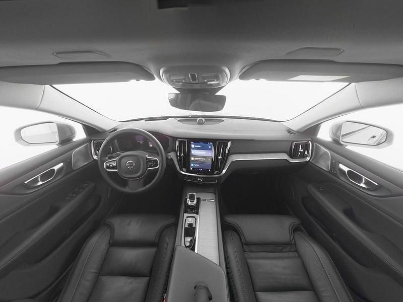 Gebraucht Volvo V60 CC Ultimate 197 PS (144 kW) 2024 Grau Kombi