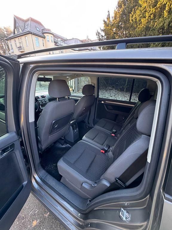 Gebraucht VW Touran 140 PS (102 kW) 2007 Grau Van / Kleinbus