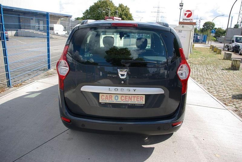 Gebraucht Dacia Lodgy 109 PS (80 kW) 2016 Schwarz (metallic) Van / Kleinbus