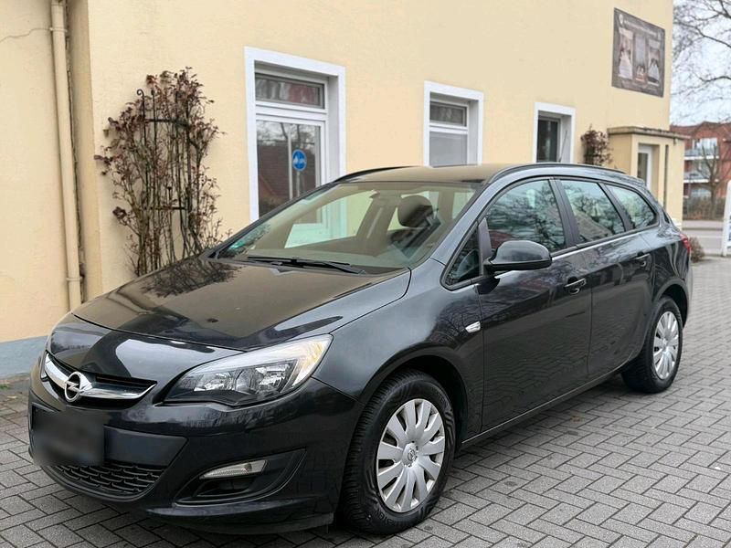 Gebraucht Opel Astra 110 PS (80 kW) 2014 Schwarz Kombi